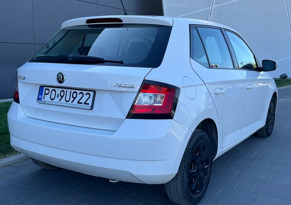 Skoda Fabia cena 24900 przebieg: 182394, rok produkcji 2016 z Głogów małe 277